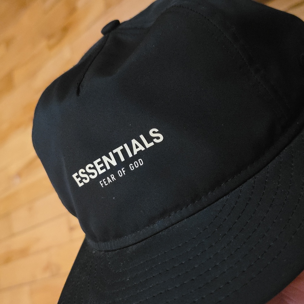 Fear of God Essentials New Era 9Fifty Retro Crown A-Frame Hat